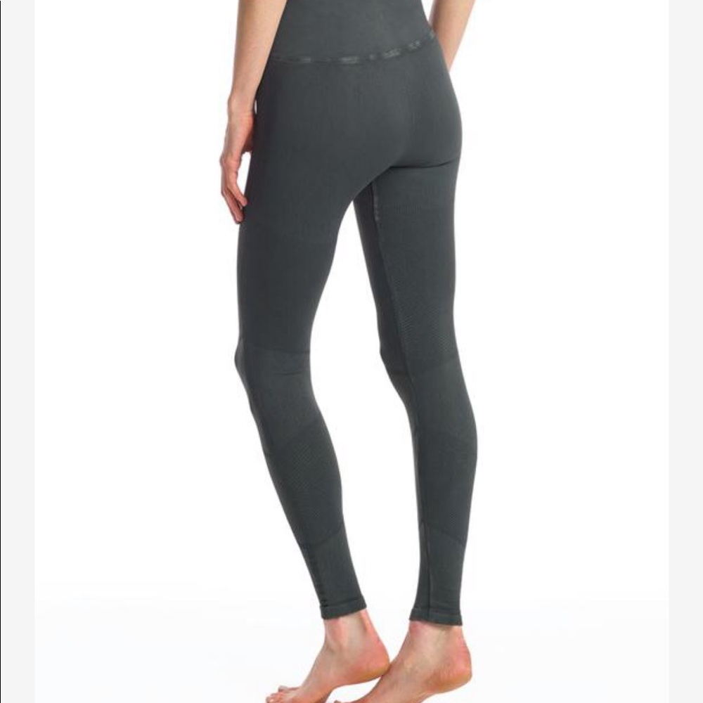 NWT S/M olive Commando Moto leggings